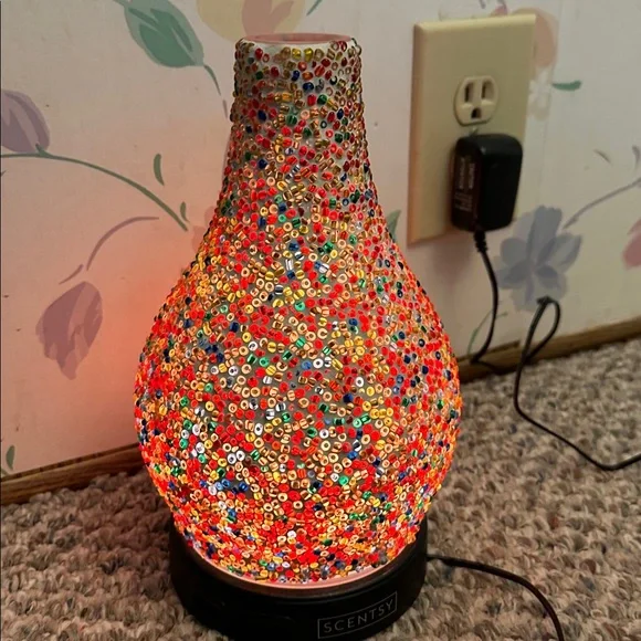 INSPIRIT SCENTSY ESSENTIAL OIL DIFFUSER SHADE & BASE MULTICOLOR GLASS BEADS EUC - Picture 7 of 8